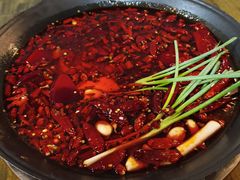 -黄潇洒老火锅(九眼桥宏济巷店)