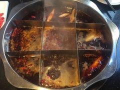 -小天鹅火锅·一线江景洪鼎旗舰店(洪崖洞店)