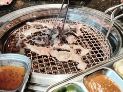 -韩烧牛中牛·甄选黑牛烤肉(黑金店)
