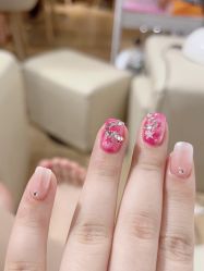 -UGIRL有个美甲