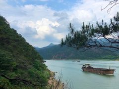 -羚羊峡古栈道森林公园