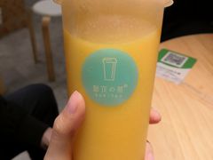 满杯香芒芒-新の茶·鲜果制茶(小梅大街店)