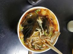 -薛记襄阳香辣牛肉面(平安路店)