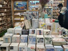 -猫的天空之城概念书店(苏州平江店)