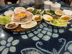 -桥香园云南过桥米线(金马碧鸡店)