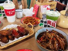 -老三样·旧食新味(绿地店)