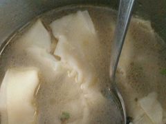 -鸿兴面馆馄饨小笼(稻香店)