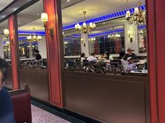 -新白鹿餐厅(百联中环店)