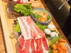 -明洞阿姨·韩式酱蟹烤肉·创意料理(三元桥店)