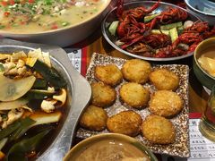 -李双猪·小龙虾·烧烤·羊肉煲(乐山店)
