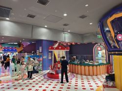 -Qmiss家庭娱乐中心(恒隆广场店)