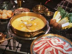 -大龙凤鸡煲(万菱汇店)