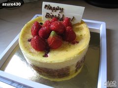 六寸草莓芝士-华凯华美达广场酒店自助餐厅