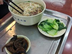 爆鳝焖肉面-伟记奥面馆(养育巷店)