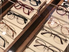 -一代眼镜·蔡司配镜(浦东大拇指广场店)