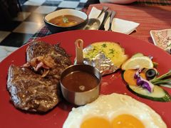 -小世界西餐厅(建国门店)