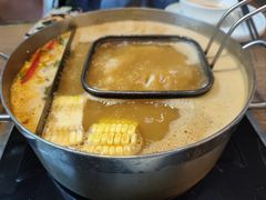-樾餐厅泰式海鲜火锅(民歌湖店)