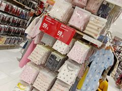 -优衣库(珠海华发商都店)