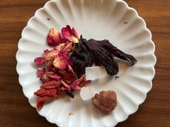 -荷风细雨·中国茶宴(碧云店)