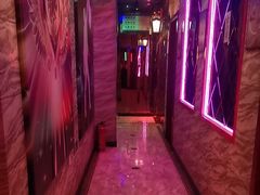 -路边边.炒菜烧烤.音乐餐厅(良乡长虹店)