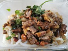 -阿阳牛腩腌面店