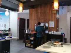 大堂-九道菜有鸡鱼头(石鼓路店)