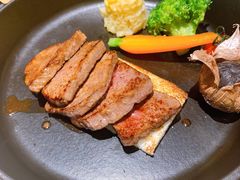 薄片菲力牛排-香樟花园法式铁板烧(恒隆广场店)