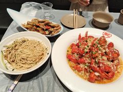 -肥肥虾庄·金牌油焖大虾(杨园滨江时代walk店)