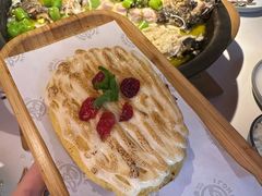-鸣记脆皮烤鱼·海鲜烤鱼(三八广场店)