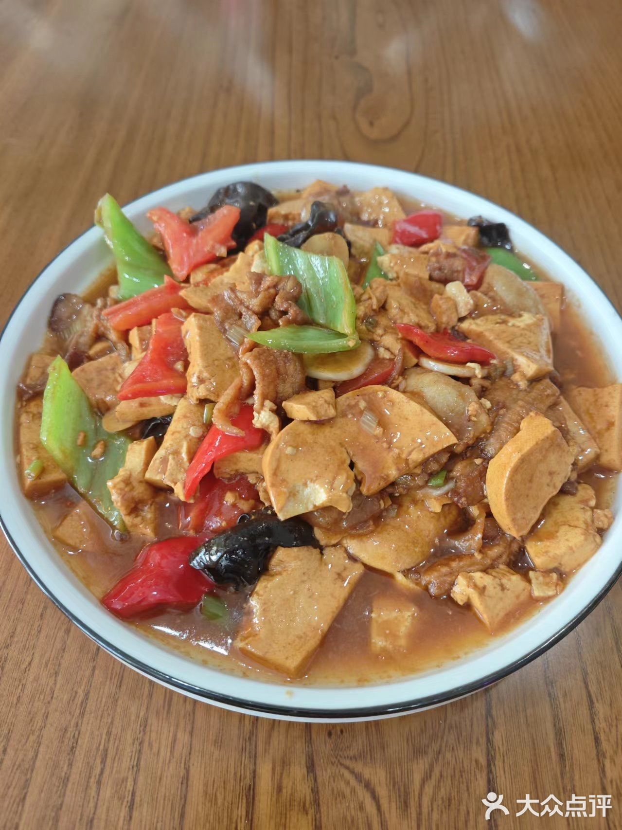 最近和朋友品尝这家小白焖羊肉，简直惊艳到我了