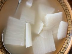 -一品红烧鸭特色川菜(三岔湖店)