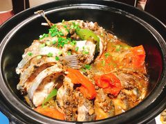 -刘姐啤酒鱼民族演艺餐厅(西街总店)