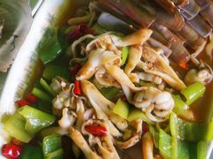 -四川小胡子海鲜(丁村万人海鲜广场店)