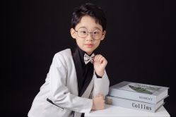 -小熊维尼高端儿童摄影(南山店)