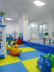 -Cool-Fun蓝鲸π水育早教中心(金山万达海汇街店)