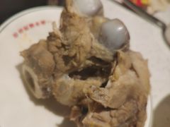 -三人行骨头王火锅(长寿店)