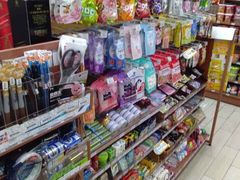 零售区-全家便利店(世贸丽晶城店)