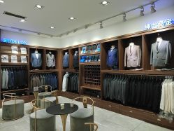-角色婚纱摄影(中心店)
