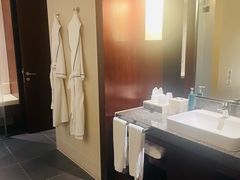 -三亚亚龙湾希尔顿酒店