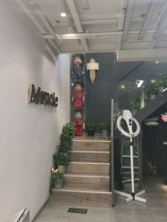 -Miracle集简美发沙龙