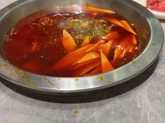 -忘情水鱼头·鲜鱼火锅(滨江中路店)