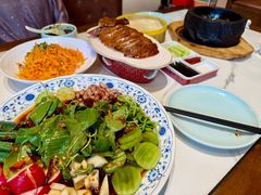 -梅利汴京烤鸭•开封豫菜地标店(东大街店)