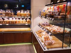 -巴黎贝甜(泗泾店)