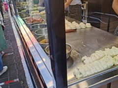 面包甜点陈列柜-蕃坊酥小蒙牛肉饼(怀远市场店)
