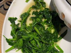 -渝信川菜 · 川味家常菜(财富购物中心店)