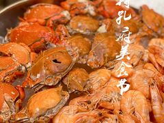 -怡豪大饭店·银顶旋转餐厅