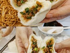 李与白酱肉包-李与白包子铺(桐梓林店)