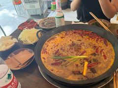 -黄潇洒老火锅(九眼桥宏济巷店)