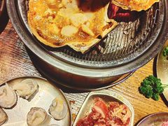-鑫釜山海鲜烧烤(鑫丰国际店)