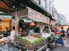 -六合夜市